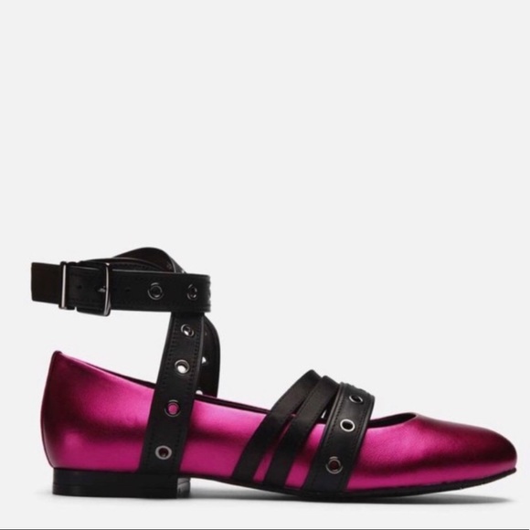 Brand New! Kenneth Cole New York Metallic Flats - Picture 3 of 6